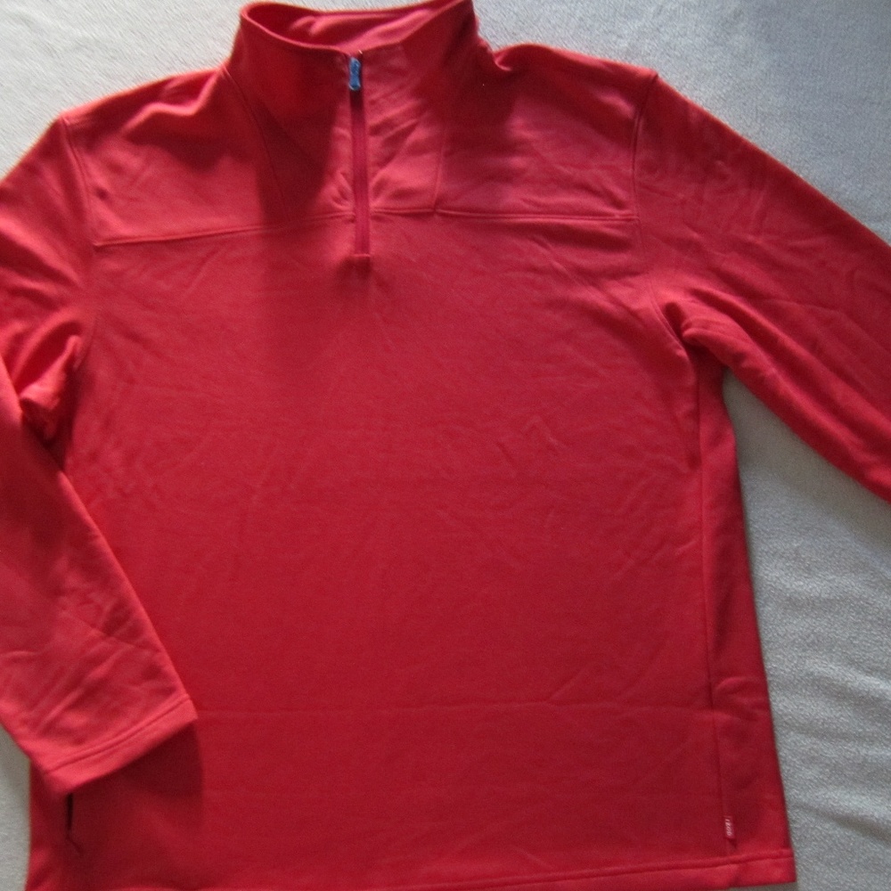 Izod Men Sweatshirt
